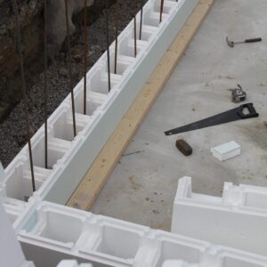 Poolbygge paborjat scaled 1 e1728895640101