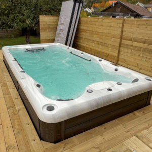 Eros Swimspa pool